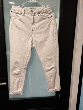 Abercrombie & Fitch White High-Rise Skinny Jeans